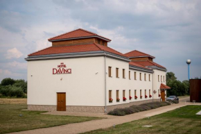 Da Vinci, Gmina Chęciny